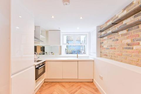 1 bedroom flat for sale, Battersea Park Road, Battersea, London, SW11