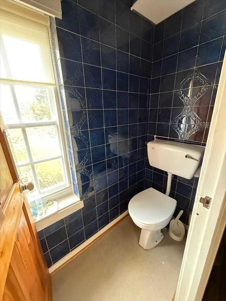 Separate WC