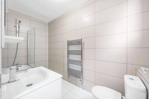 2 bedroom flat to rent, Nightingale Lane, Nightingale Triangle, London, SW12