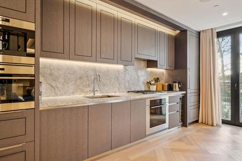 2 bedroom flat to rent, Whistler Square, London, SW1W
