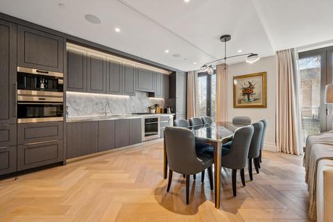 2 bedroom flat to rent, Whistler Square, London, SW1W