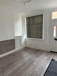 2 bedroom terraced house to rent, Earl Howe Street, Leicester LE2