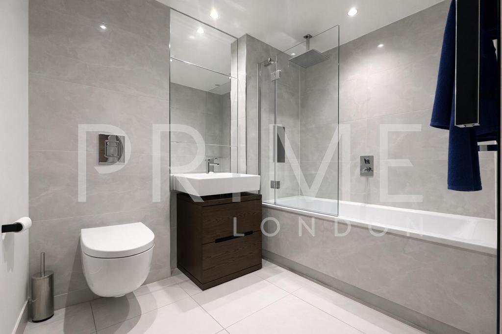 BATHROOM.jpeg