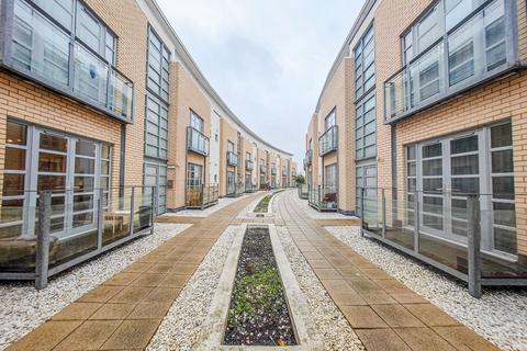2 bedroom apartment to rent, Charlesmere Gardens, West Thamesmead, London, SE28