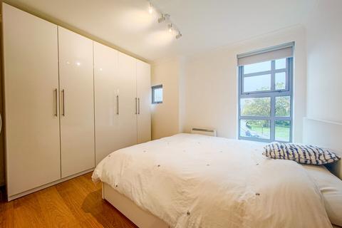2 bedroom apartment to rent, Charlesmere Gardens, West Thamesmead, London, SE28