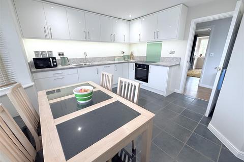 undefined, Belvoir Vale Grove, Bingham