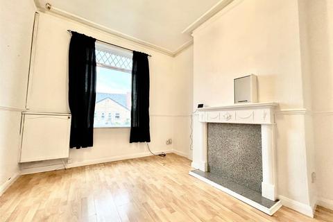 2 bedroom end of terrace house for sale, Kirkhall Lane, Leigh