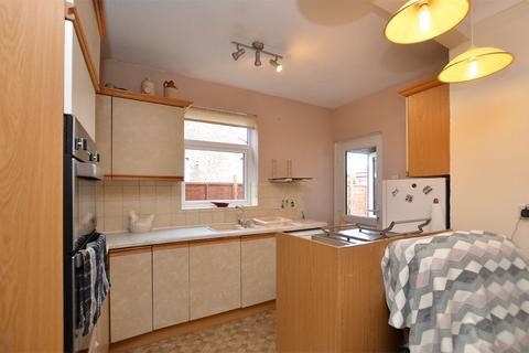 3 bedroom semi-detached house for sale, Holcombe Avenue, King's Lynn PE30