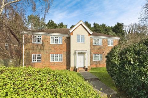 1 bedroom apartment to rent, Finchampstead RG40