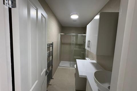 undefined, High Street, Waltham Cross, EN8
