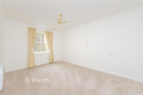 2 bedroom ground floor flat for sale, Glen View, Gravesend, Kent