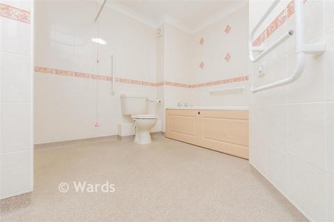 2 bedroom ground floor flat for sale, Glen View, Gravesend, Kent