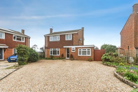 4 bedroom detached house for sale, Turnpike Way, Oakley, Basingstoke