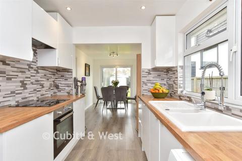 undefined, Cavell Avenue, Peacehaven BN10