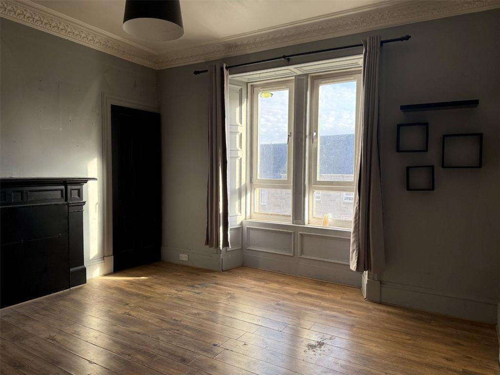Kitchen/Living Room