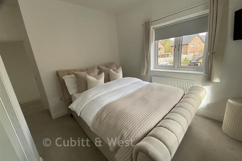 1 bedroom ground floor flat for sale, Egret Court End, Hambrook, Chichester, West Sussex
