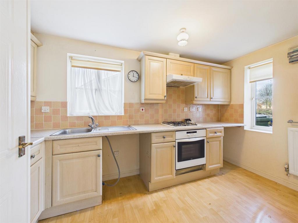 Kitchen: