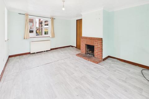 2 bedroom detached house for sale, Old Turnpike Road, Roughton, Norwich