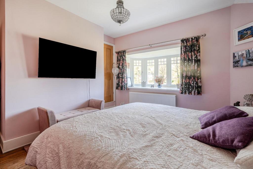 Bedroom 1 corner.jpg
