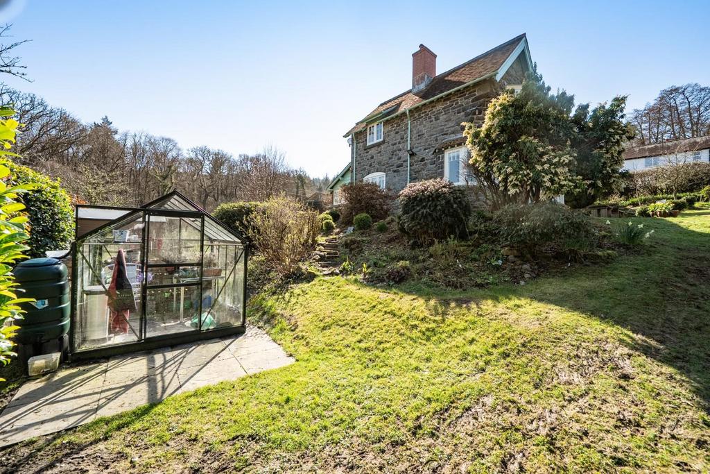 Garden with greenhouse.jpg