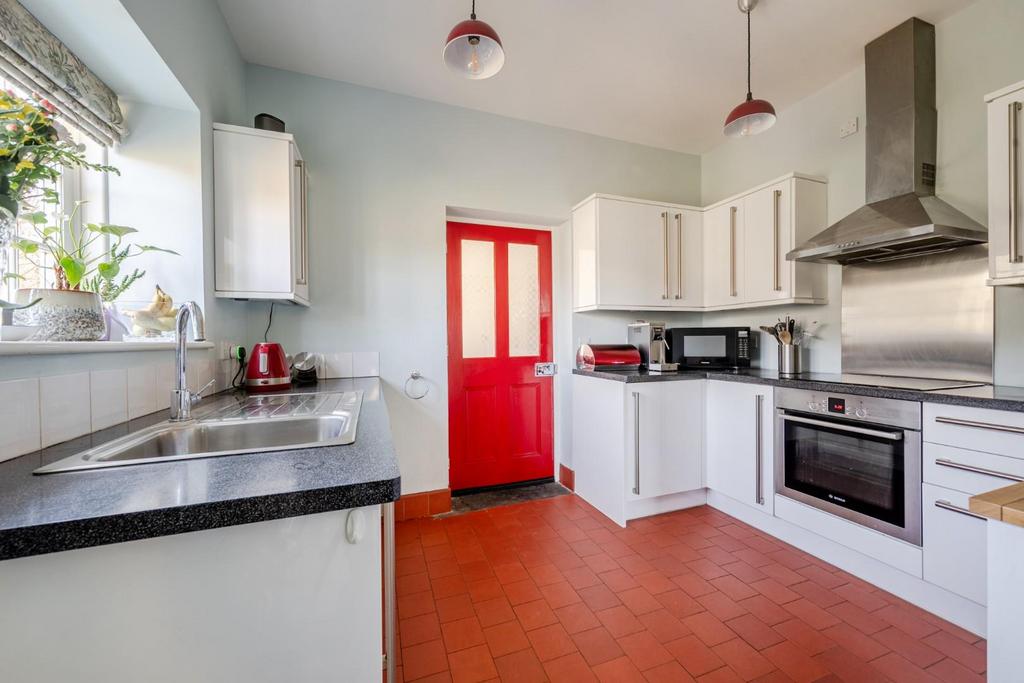 Kitchen corner.jpg