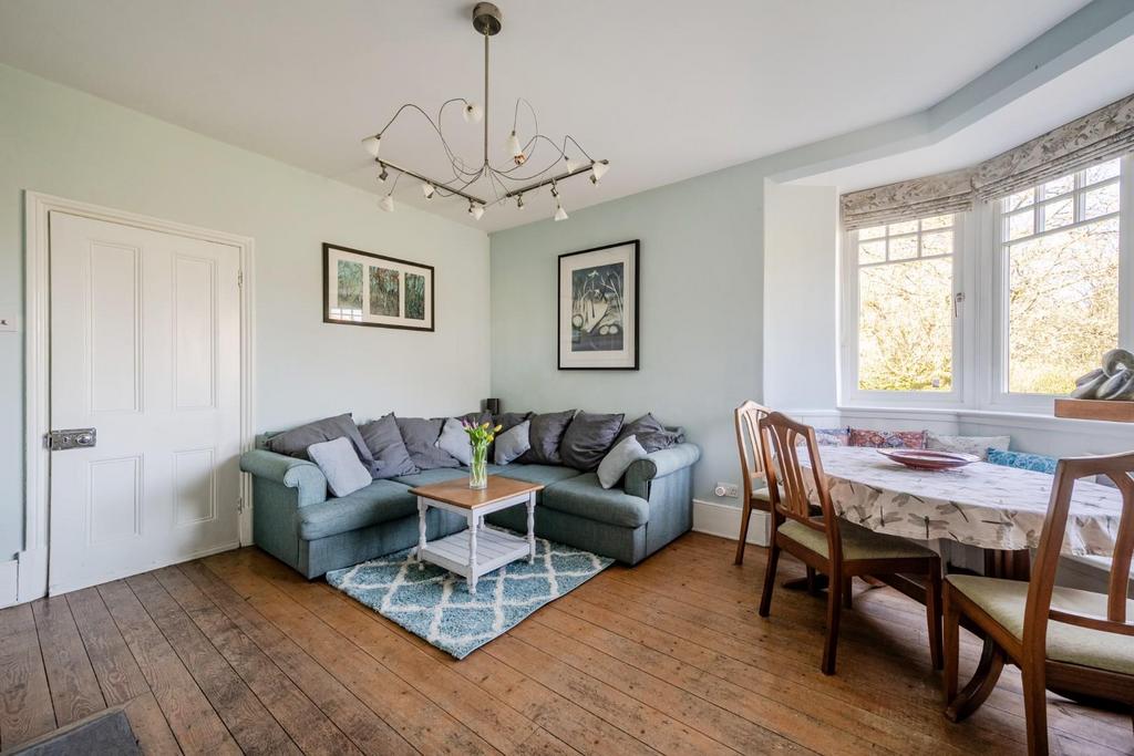 Dining Room corner.jpg