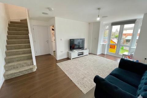 undefined, Trinity Close, Luton, Bedfordshire, LU3 1TB