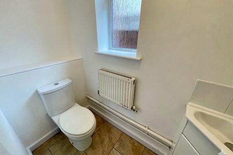 undefined, Trinity Close, Luton, Bedfordshire, LU3 1TB