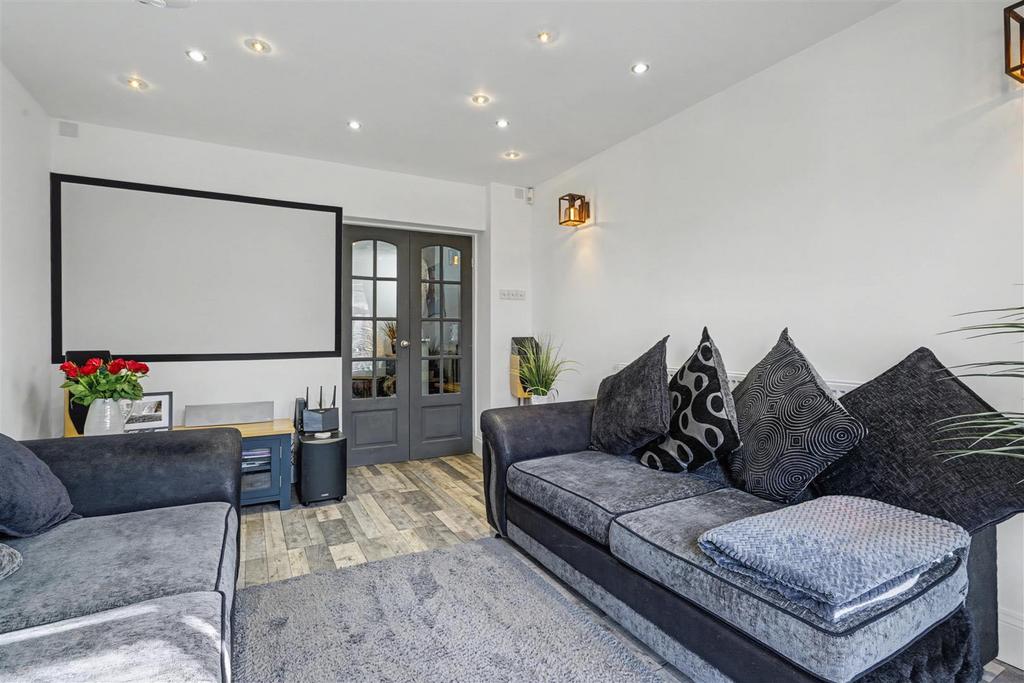 Sitting Room/Cinema Room