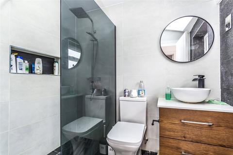 1 bedroom terraced house to rent, Overbury Crescent, New Addington, CR0