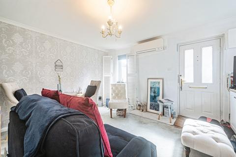 1 bedroom end of terrace house for sale, Delibes Road, Basingstoke
