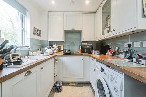 1 bedroom end of terrace house for sale, Delibes Road, Basingstoke