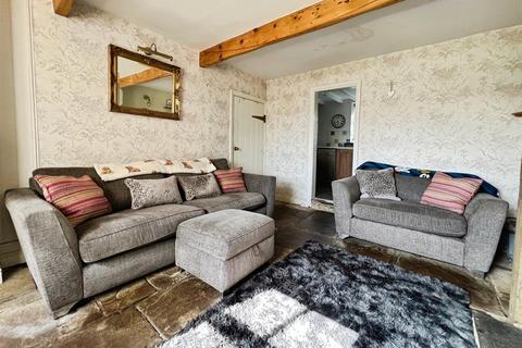 undefined, Park Road, Bradford BD10