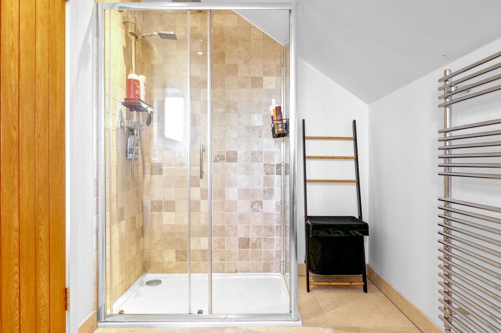 En Suite Bedroom 1
