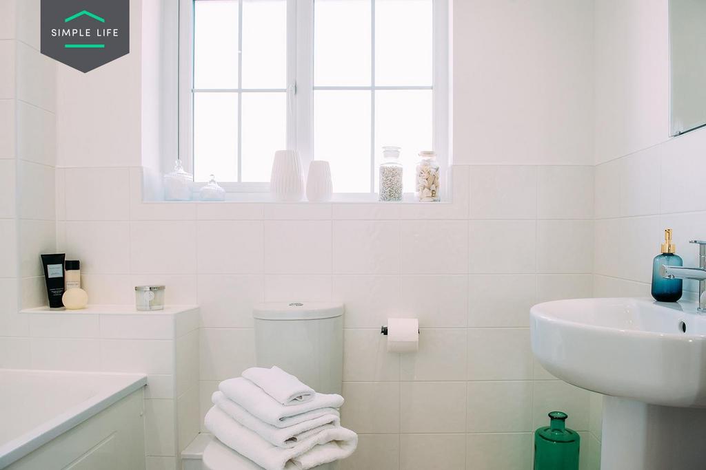 Ellesmere bathroom.jpg