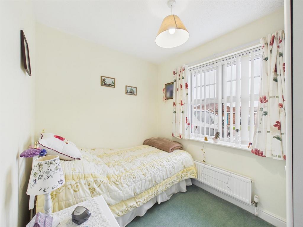 Bedroom: