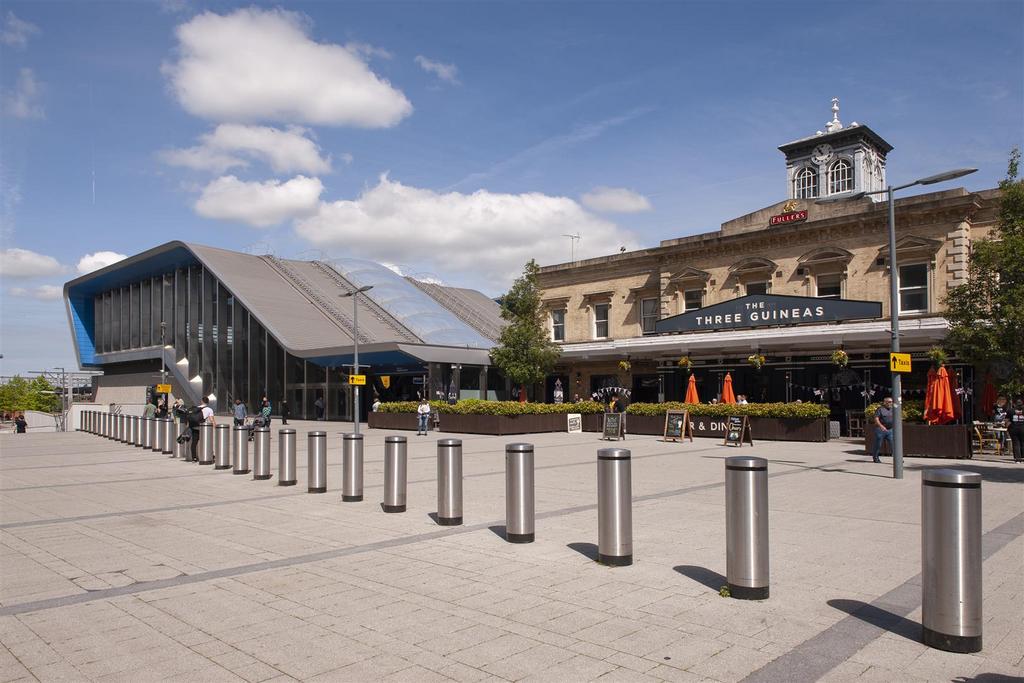 Reading station (3).jpg