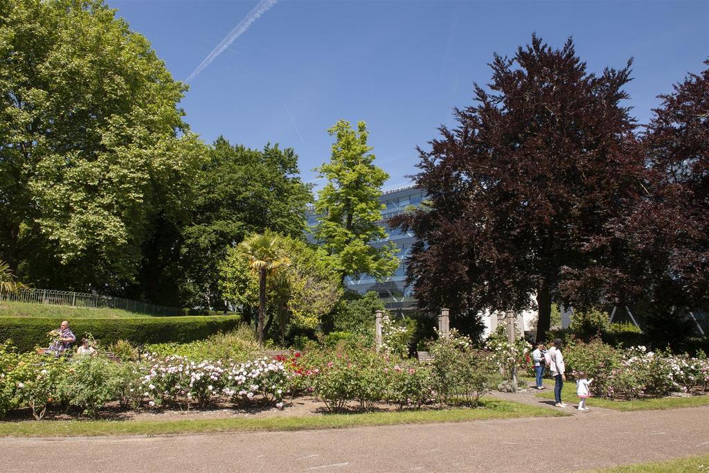 Forbury Gardens (4).jpg