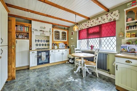 5 bedroom detached house for sale, Green Lane, Wootton, Northampton