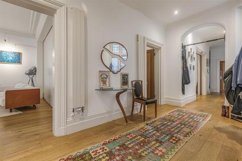 3 bedroom apartment for sale, Hereford Road, London W2