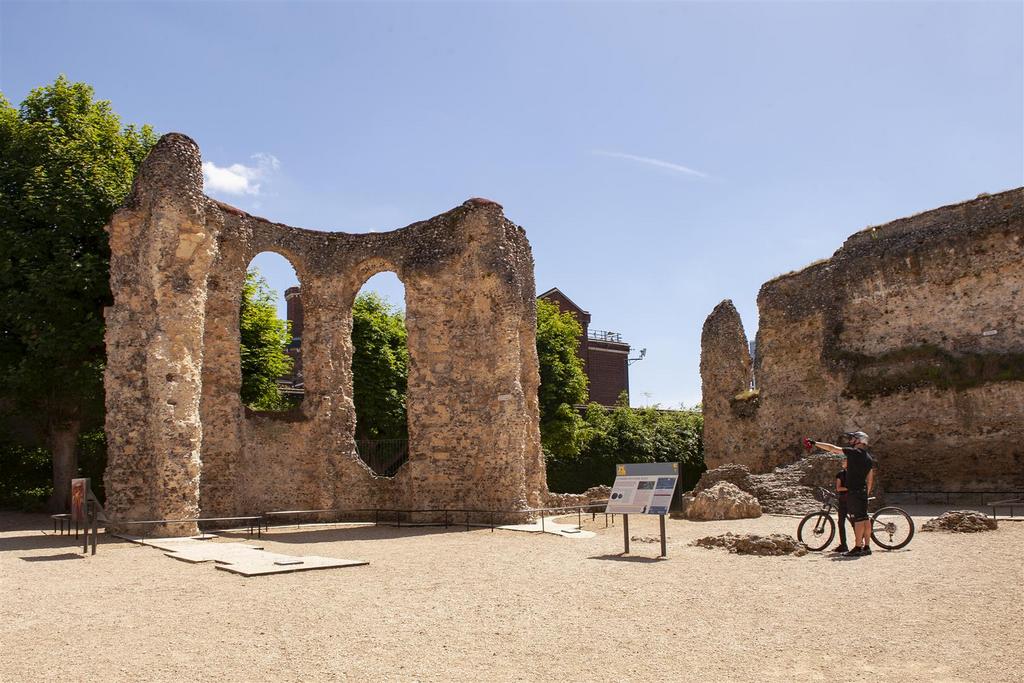 Reading Abbey (2).jpg
