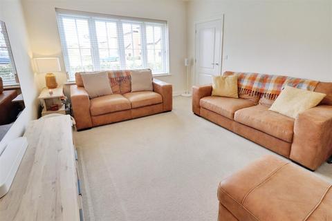 4 bedroom detached house for sale, Chaucer Road, Crewe