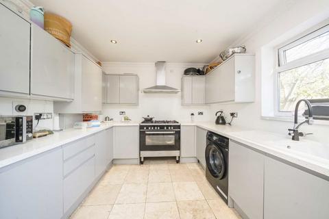 4 bedroom semi-detached house for sale, Empire Road, Greenford UB6