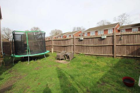 undefined, Rivermede, Bordon GU35