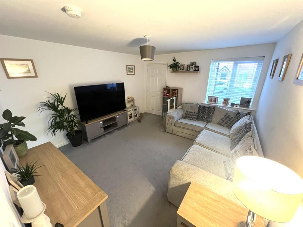 Lounge1.JPG