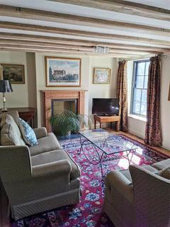 2 bedroom flat to rent, Market Street, Sandwich CT13