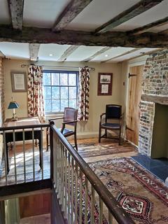 2 bedroom flat to rent, Market Street, Sandwich CT13