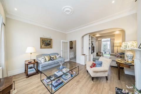 undefined, Westmoreland Terrace, London SW1V