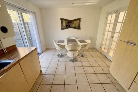 undefined, Brompton Gardens, Luton, LU3 3QA