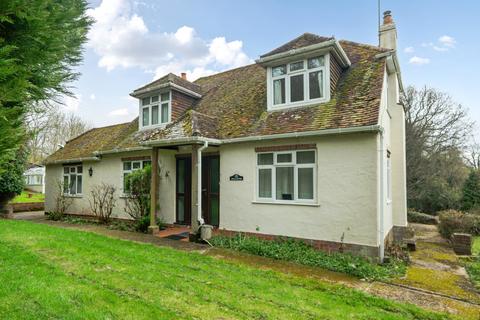 3 bedroom detached house for sale, Lickfolds Road, Rowledge, Farnham, GU10